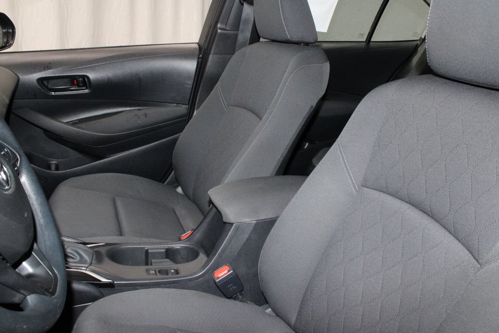 Used 2024 Toyota Corolla LE FWD image 25
