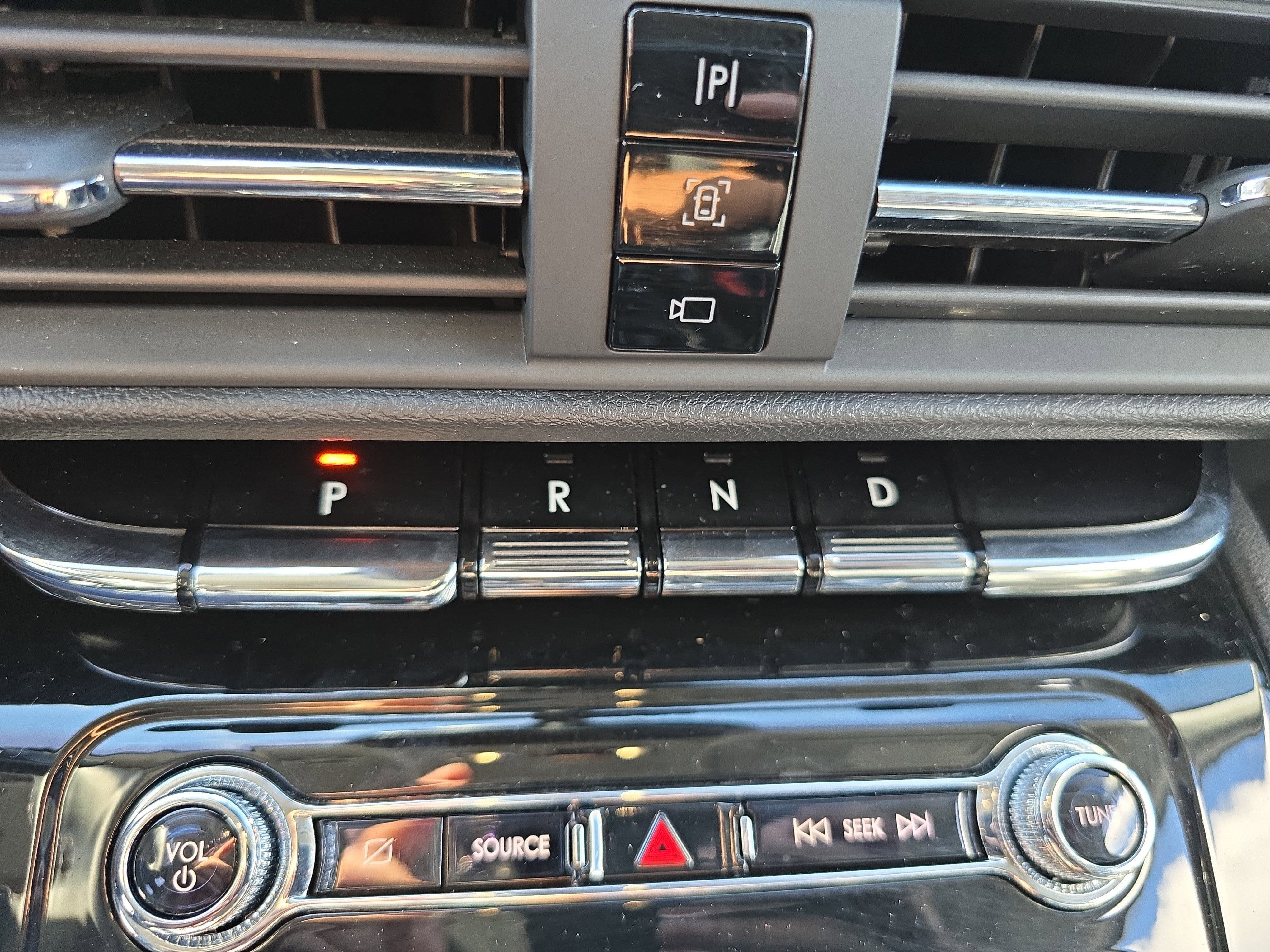 Certified 2022 Lincoln Corsair AWD w/ Equipment Group 101A image 24