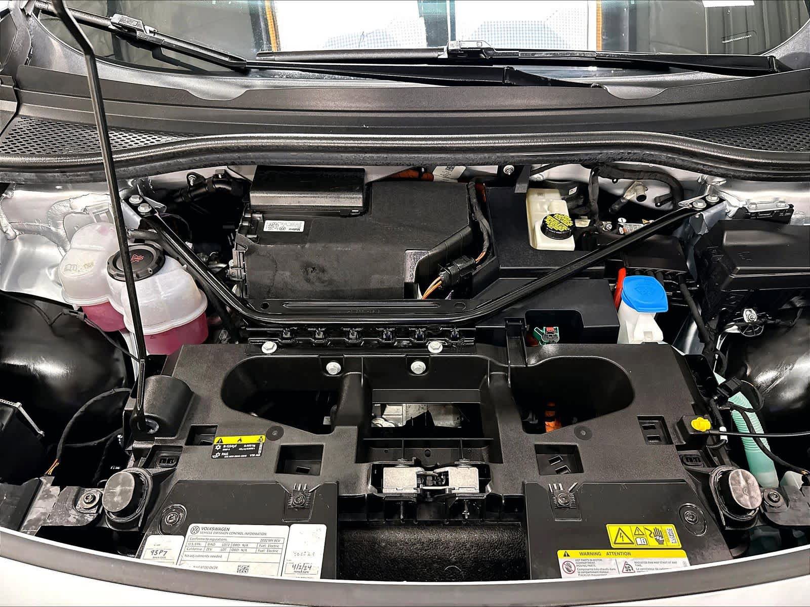 Used 2022 Volkswagen ID.4 Pro RWD image 32