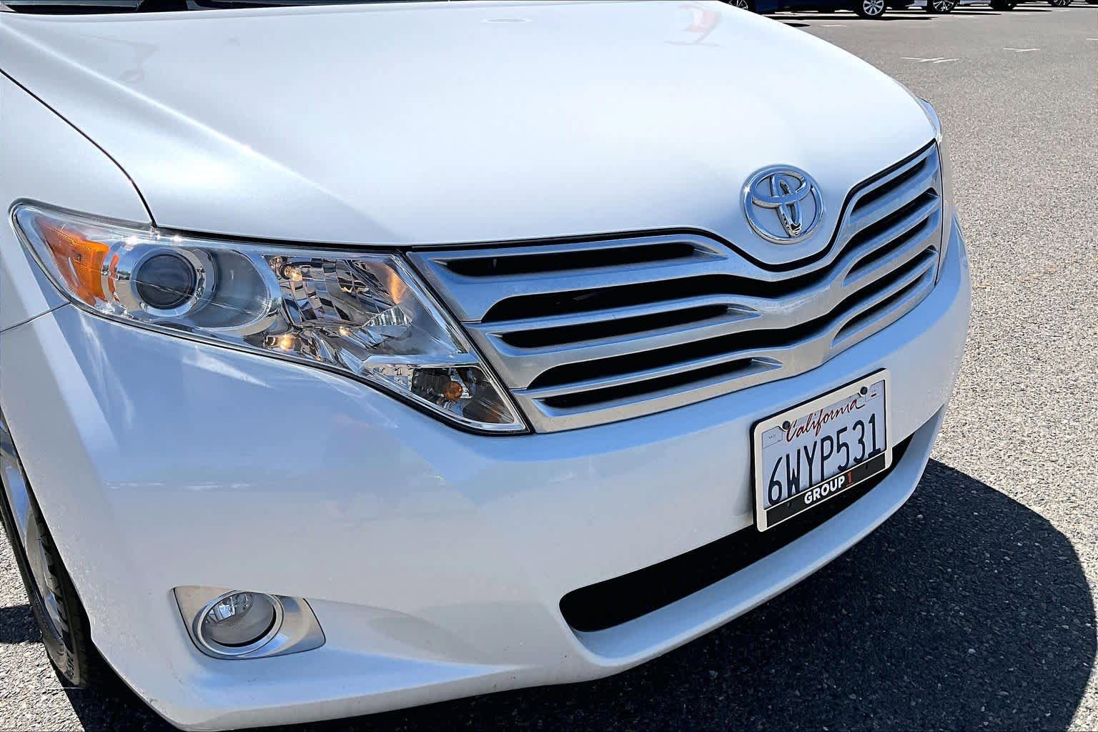 Used 2011 Toyota Venza AWD w/ Premium Pkg #2 image 29