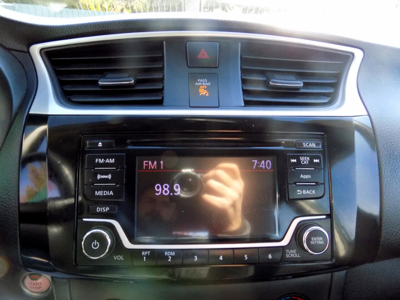 Used 2016 Nissan Sentra SV image 19