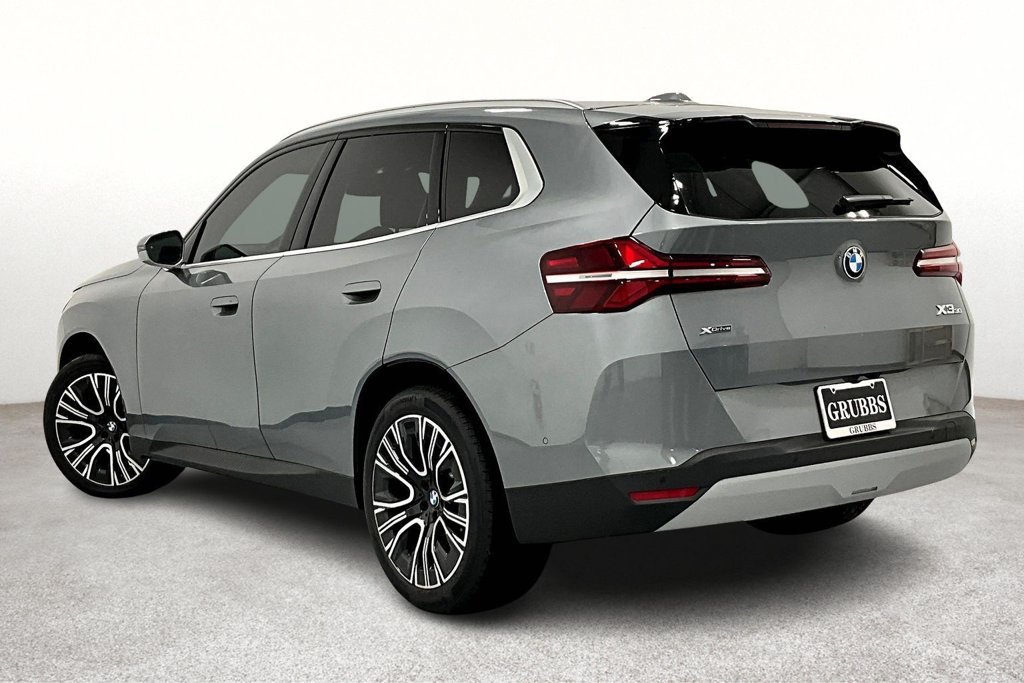 New 2025 BMW X3 xDrive30i w/ Convenience Package AWD/4WD image 4