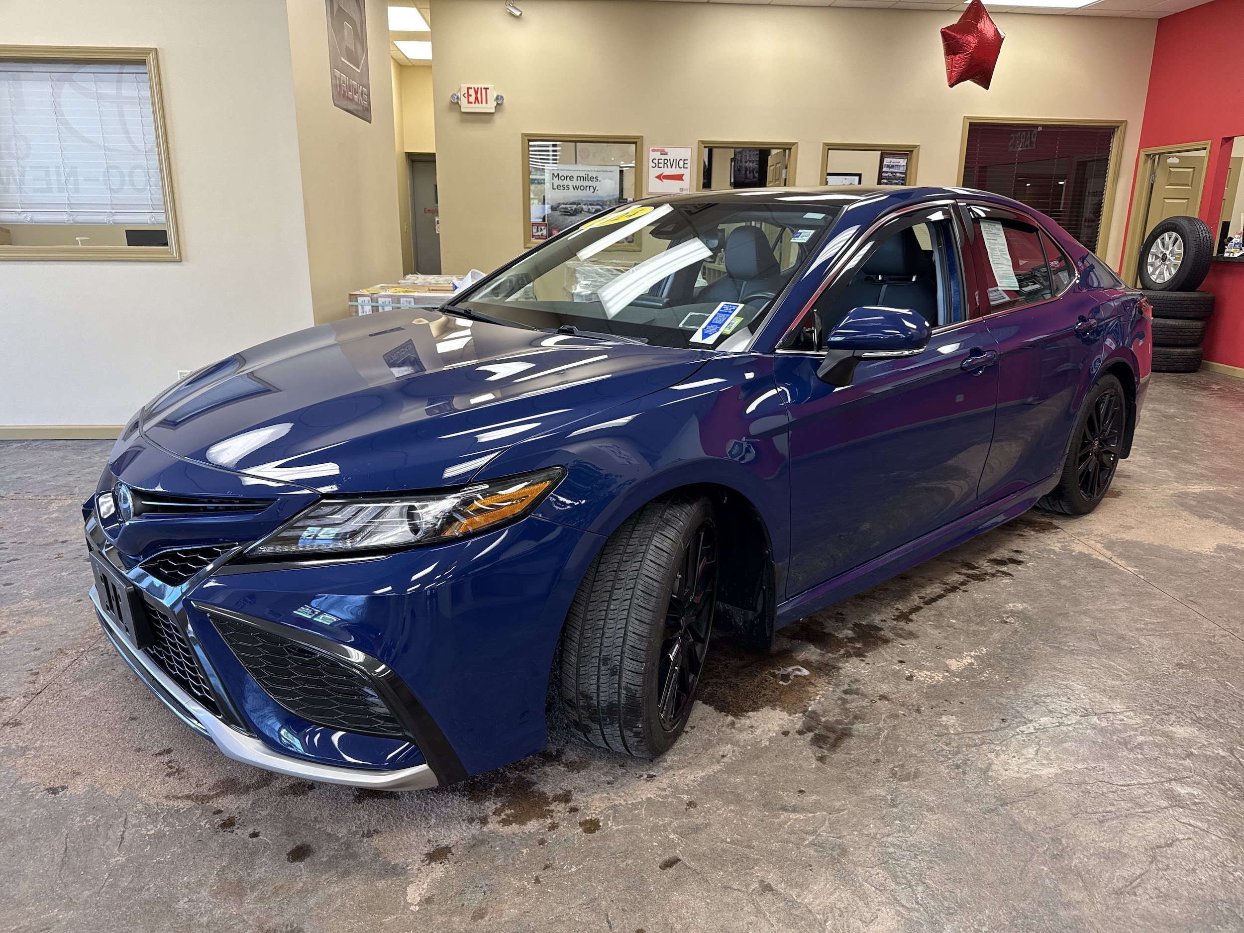 Used 2024 Toyota Camry XSE w/ Cold Weather Package FWD image 3