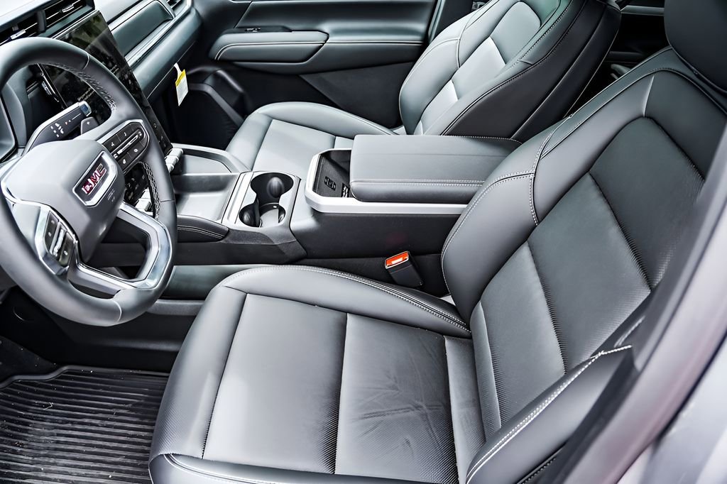 New 2026 GMC Terrain Elevation w/ Elevation Premium Package image 12