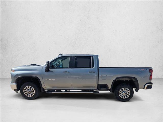 Used 2025 Chevrolet Silverado 2500 LT w/ Convenience Package AWD/4WD image 8