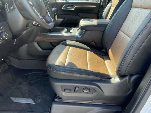 New 2026 Chevrolet Silverado 3500 High Country w/ High Country Premium Package AWD/4WD image 11