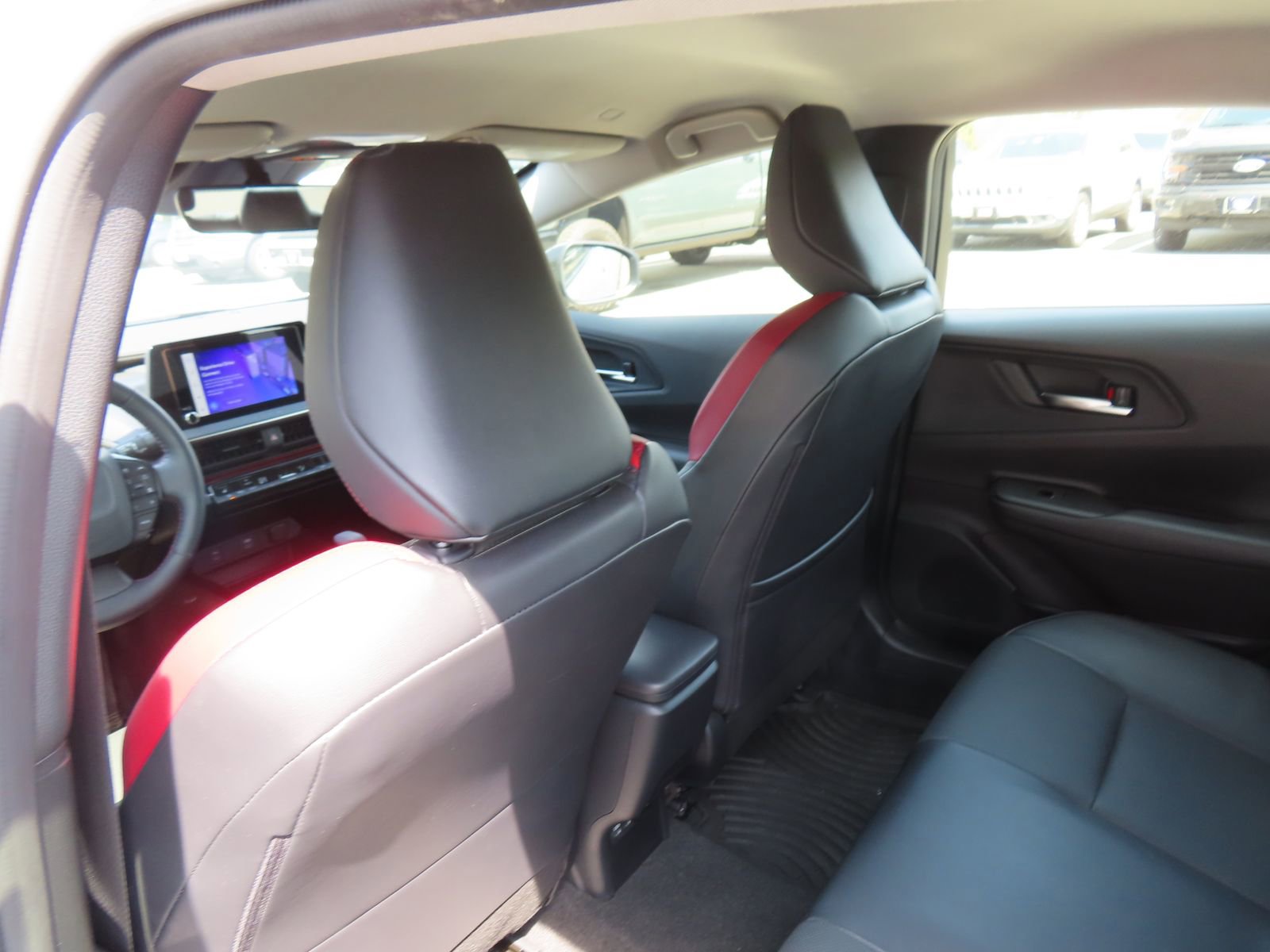 Used 2023 Toyota Prius Prime XSE Premium image 31