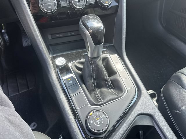 Used 2023 Volkswagen Taos SEL AWD/4WD image 25