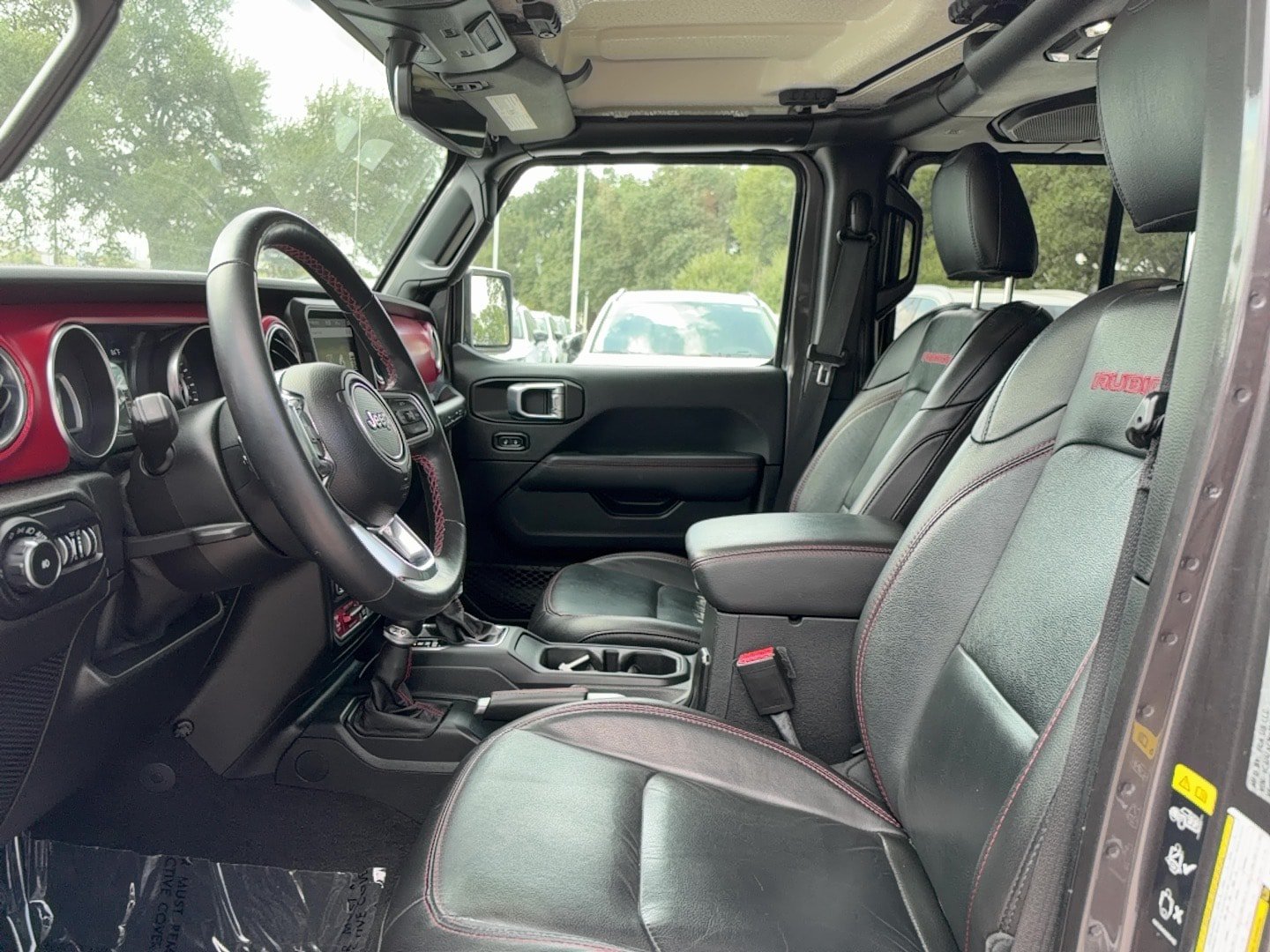 Used 2021 Jeep Wrangler Unlimited Rubicon AWD/4WD image 10