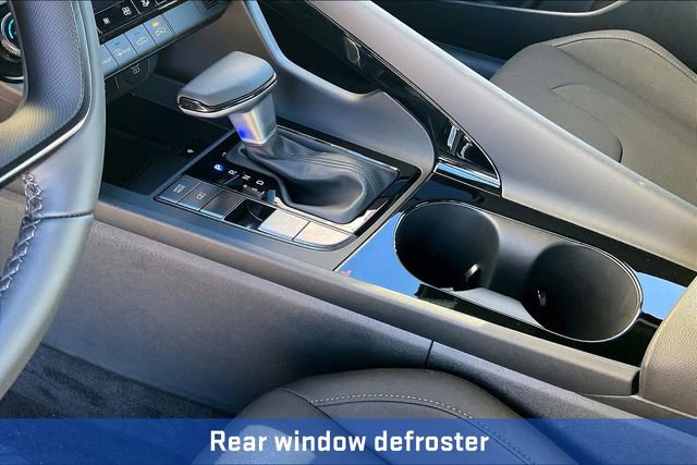 New 2025 Hyundai Elantra SEL image 9