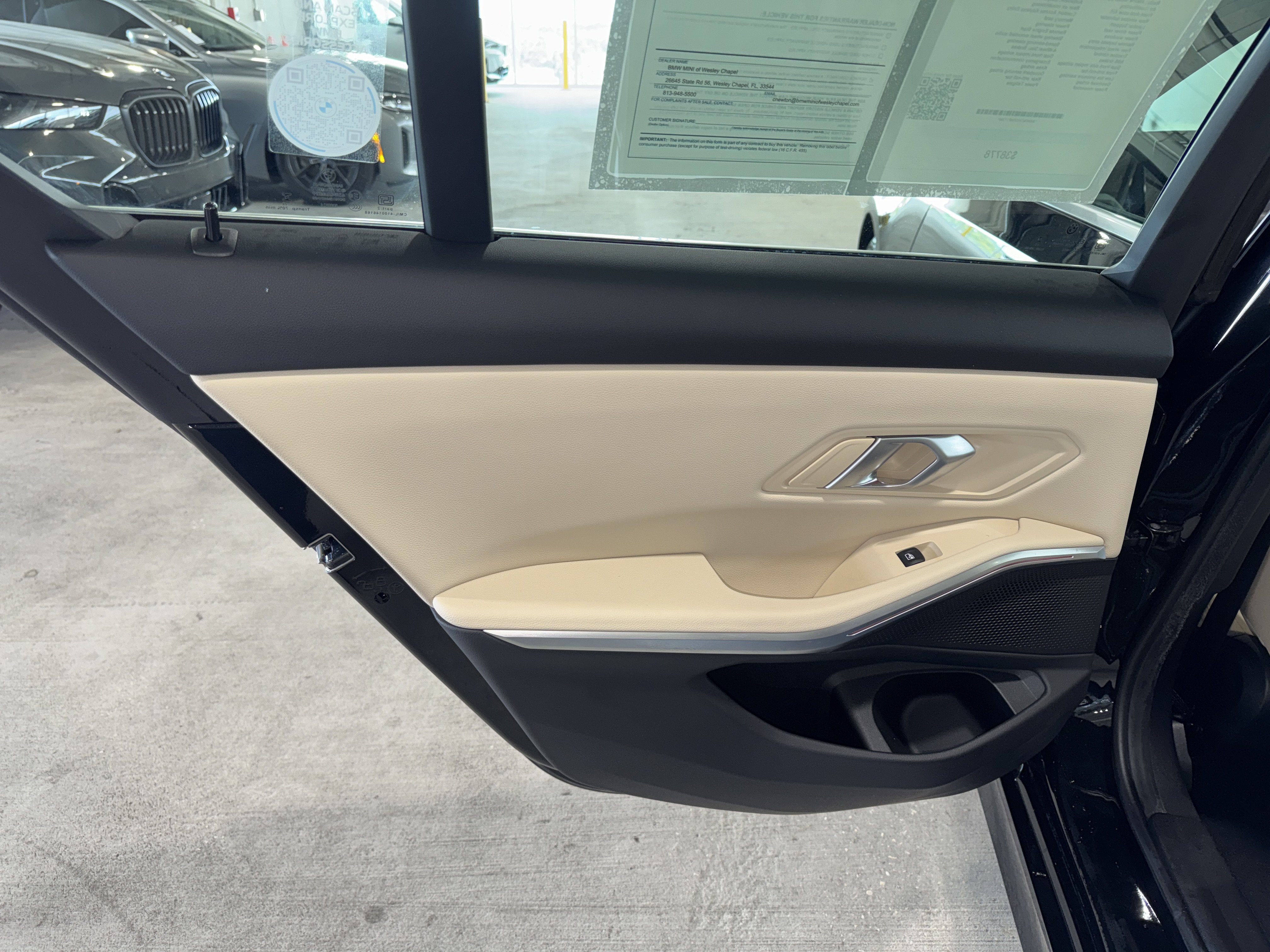 Certified 2025 BMW 330i Sedan w/ Premium Package RWD image 16
