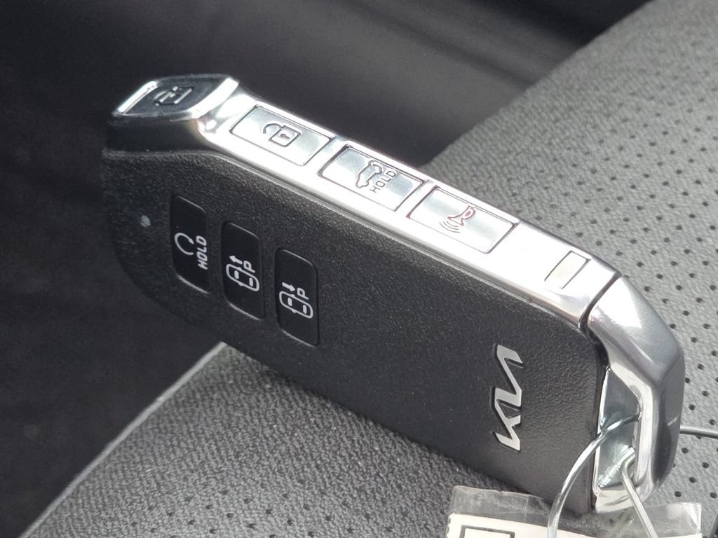 Used 2023 Kia Niro Wave w/ Wave Preserve Package FWD image 38