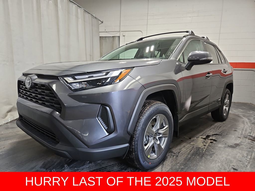 New 2025 Toyota RAV4 XLE image 3