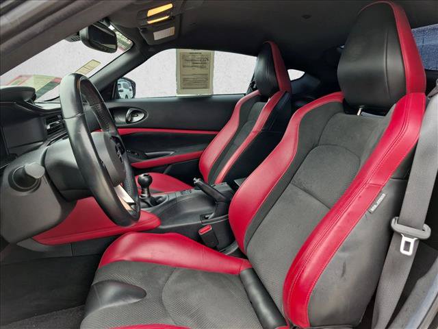 Used 2024 Nissan Z Performance w/ Floor Mat Package RWD image 16