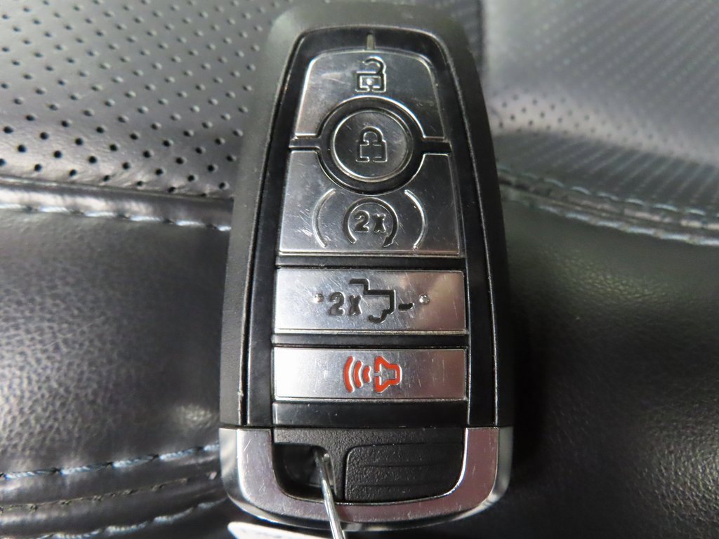 Used 2025 Ford F250 Platinum image 76