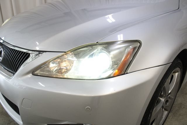 Used 2010 Lexus IS 350C RWD image 33