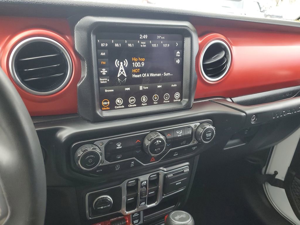 Used 2023 Jeep Wrangler Unlimited Rubicon image 28