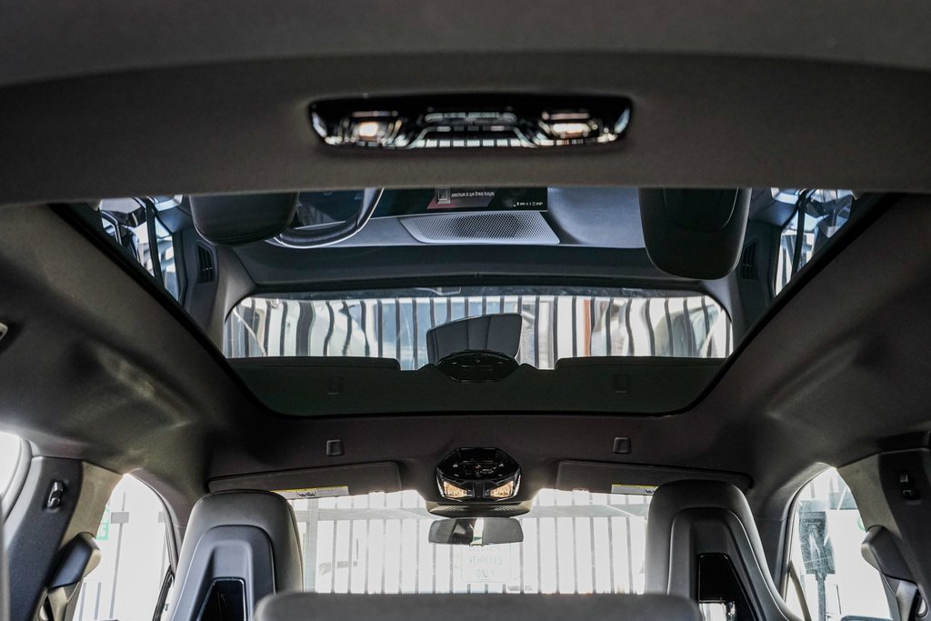 Used 2025 BMW iX xDrive50 w/ Premium Package image 21