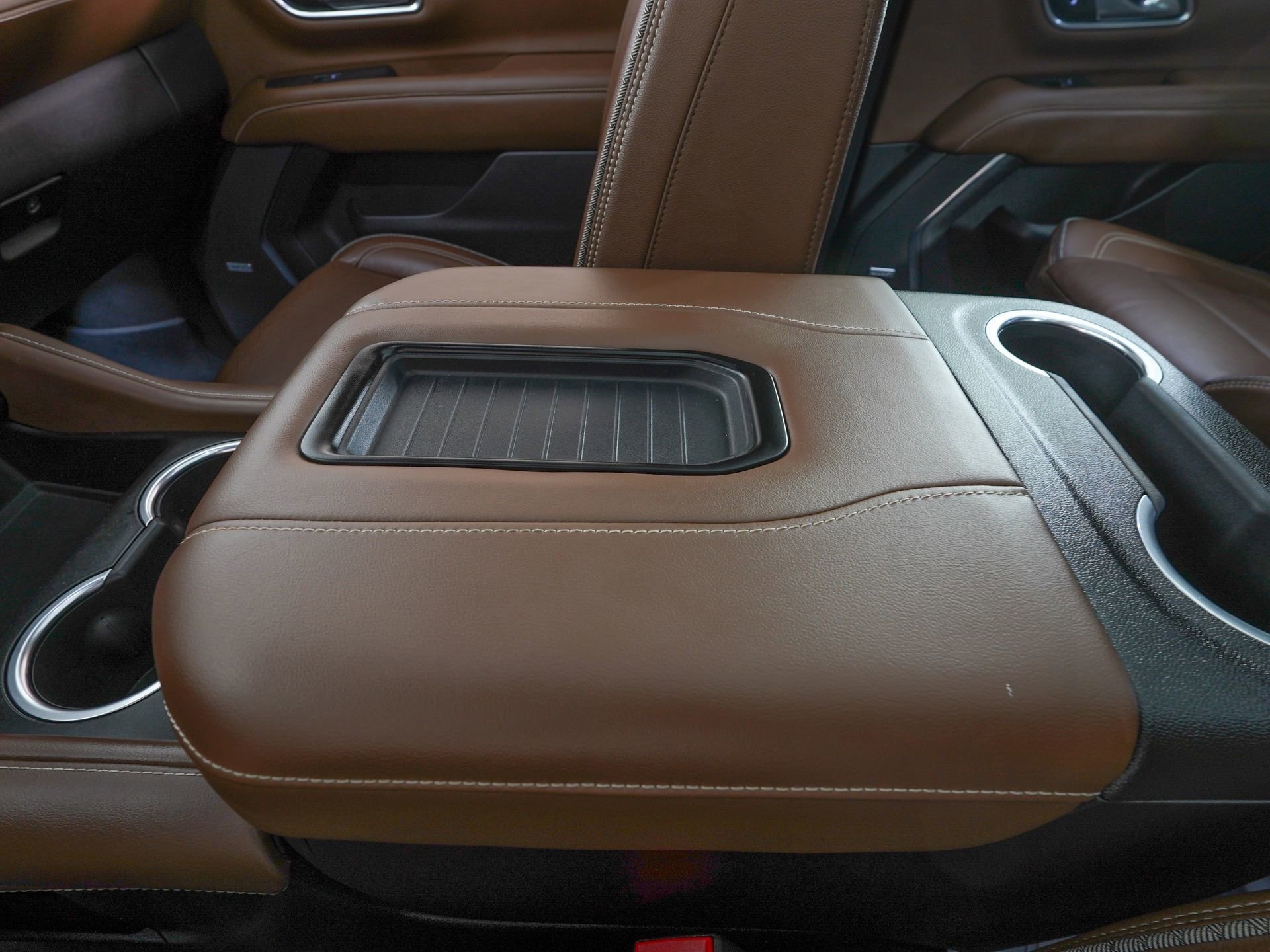 Used 2021 Chevrolet Tahoe High Country AWD/4WD image 30