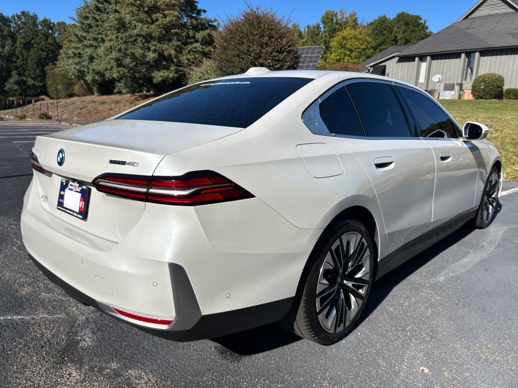 Used 2024 BMW i5 eDrive40i w/ M Sport Package RWD image 20