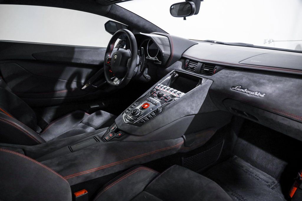 Used 2016 Lamborghini Aventador LP 700-4 AWD/4WD image 24