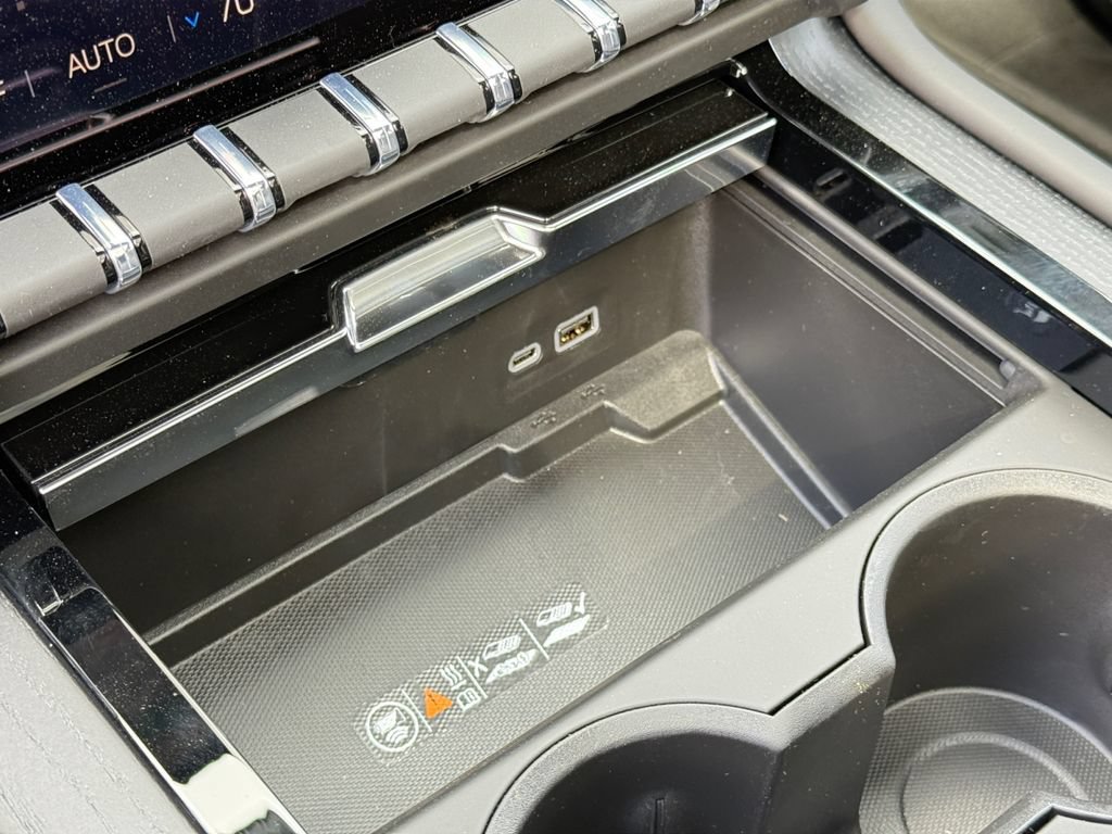 New 2026 GMC Yukon AT4 Ultimate AWD/4WD image 35