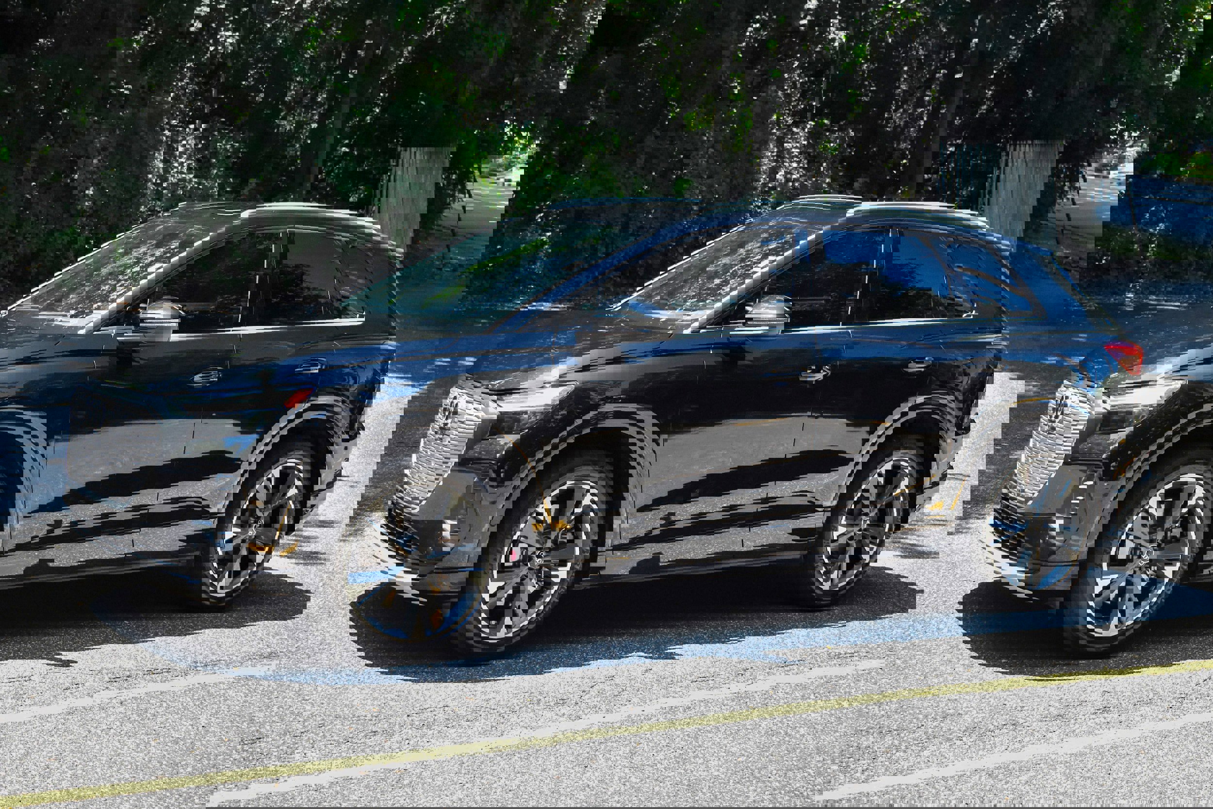 Used 2022 Audi Q4 e-tron Premium Plus w/ Premium Plus image 2