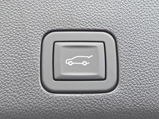 New 2026 GMC Yukon XL Denali w/ Sun & Power Step Package AWD/4WD image 23