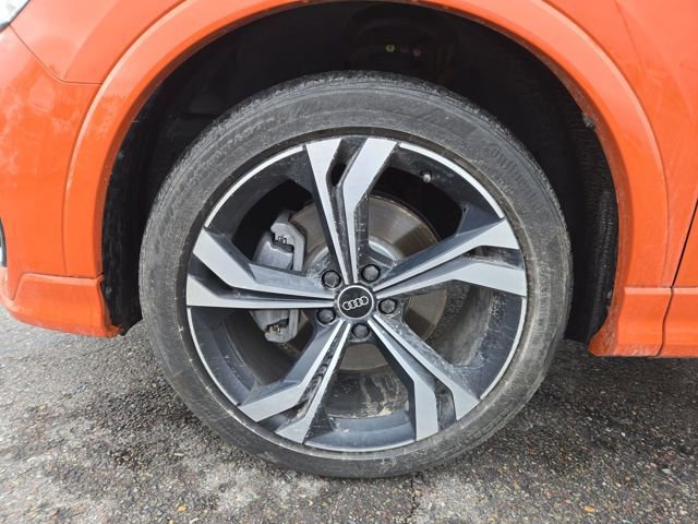 Used 2023 Audi Q3 2.0T Premium Plus w/ Premium Plus Package image 9