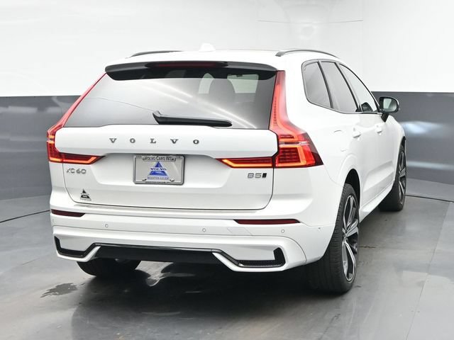 Used 2024 Volvo XC60 B5 Ultimate w/ Protection Package Premier AWD/4WD image 8