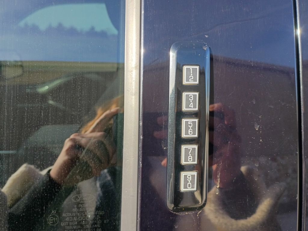 Used 2017 Ford F150 XLT w/ Equipment Group 302A Luxury image 13