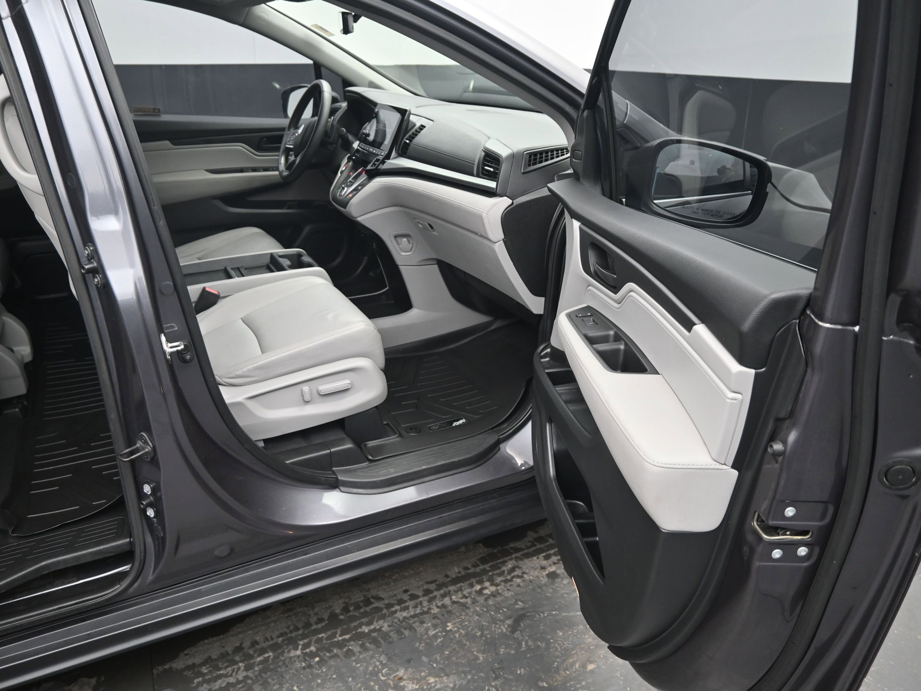 Used 2018 Honda Odyssey EX-L image 11