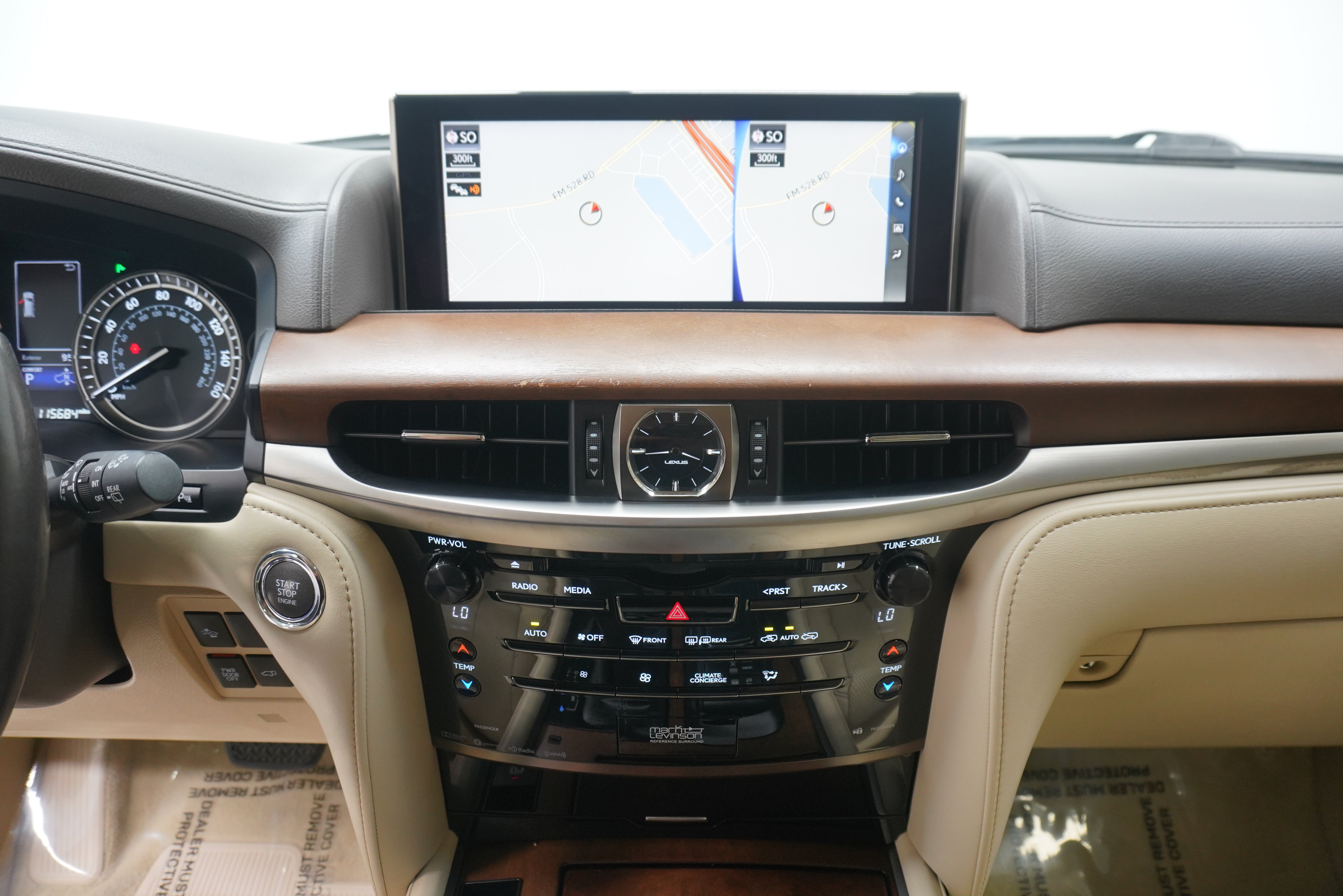Used 2018 Lexus LX 570 4WD w/ Luxury Package image 22