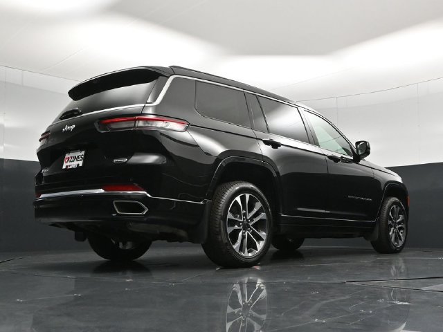 Used 2022 Jeep Grand Cherokee L Overland w/ Luxury Tech Group IV AWD/4WD image 57