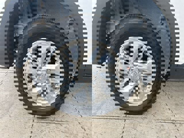 New 2026 Hyundai Venue SE image 38