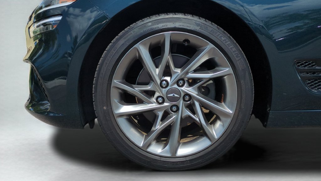 Used 2022 Genesis G70 2.0T RWD image 25