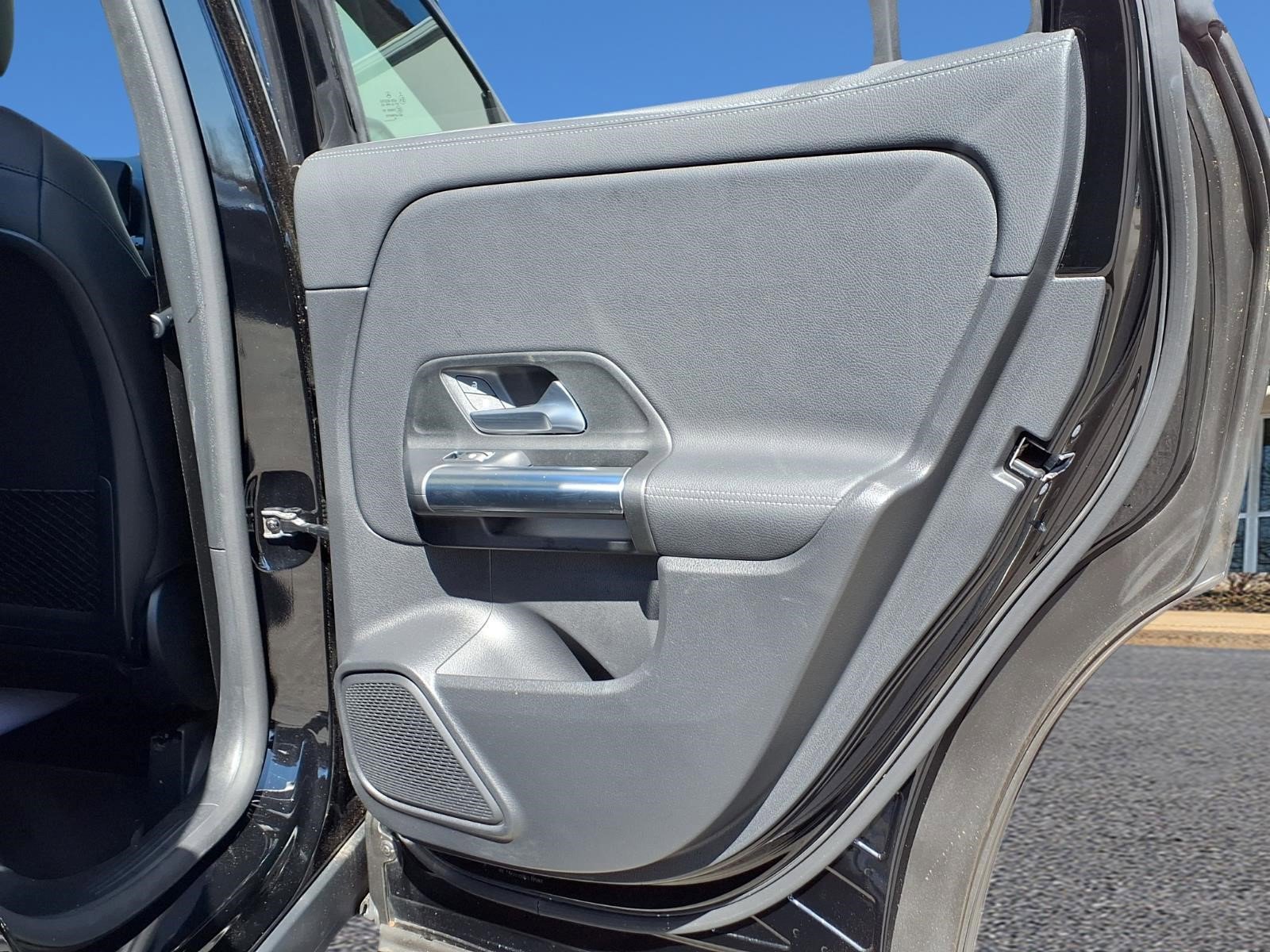 Used 2021 Mercedes-Benz GLA 250 4MATIC image 13