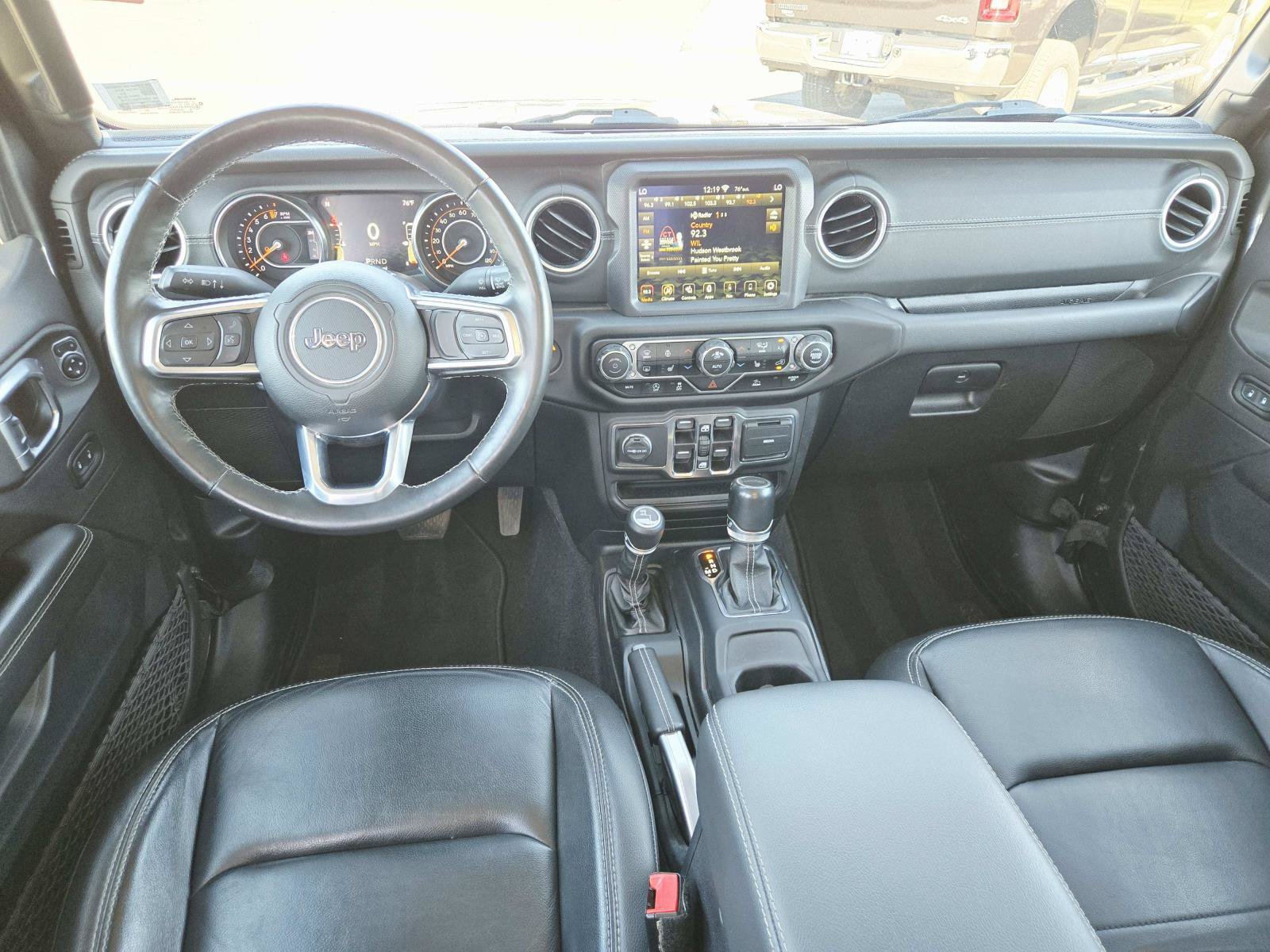 Used 2020 Jeep Gladiator Overland w/ Popular Equipment Package AWD/4WD image 10