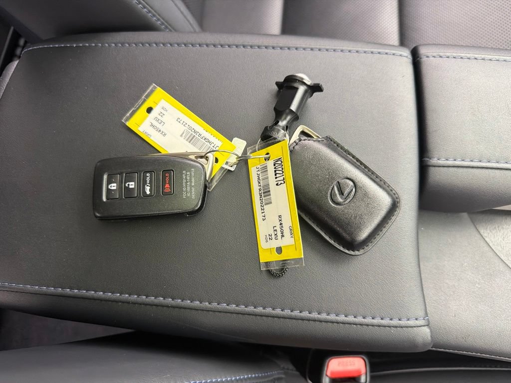 Used 2022 Lexus RX 450hL AWD w/ Special Edition image 39