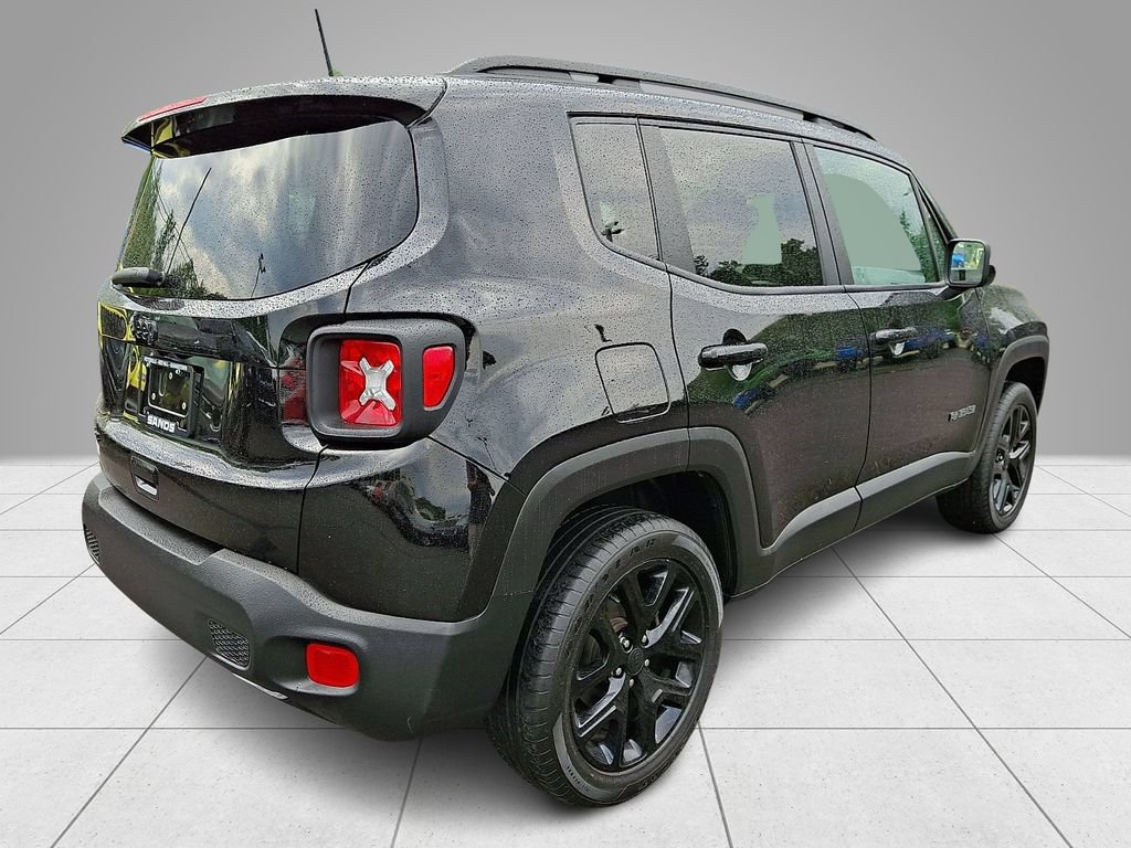 Used 2022 Jeep Renegade Latitude AWD/4WD image 5