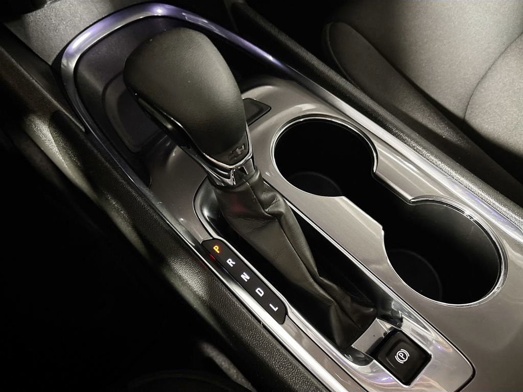 Used 2023 Chevrolet Malibu LT image 17