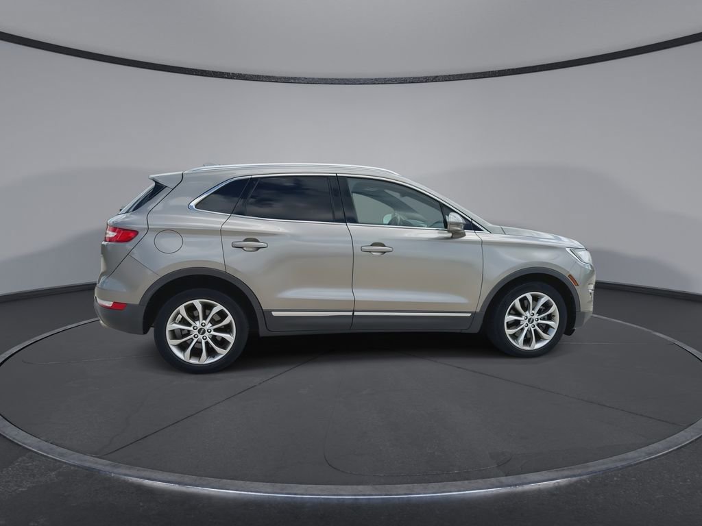 Used 2017 Lincoln MKC Select w/ Select Plus Package AWD/4WD image 9
