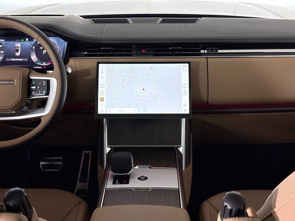 New 2026 Land Rover Range Rover Long Wheelbase SE AWD/4WD image 15