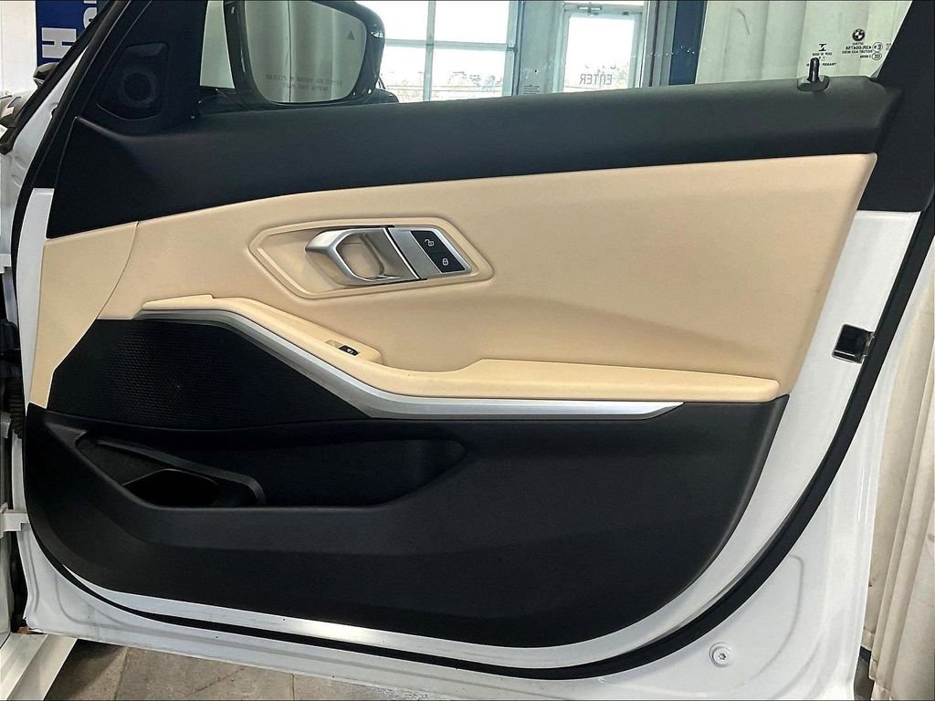 Used 2019 BMW 330i xDrive Sedan w/ Premium Package AWD/4WD image 12