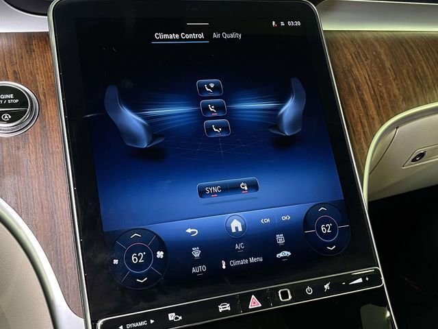 Used 2025 Mercedes-Benz C 300 Sedan image 31
