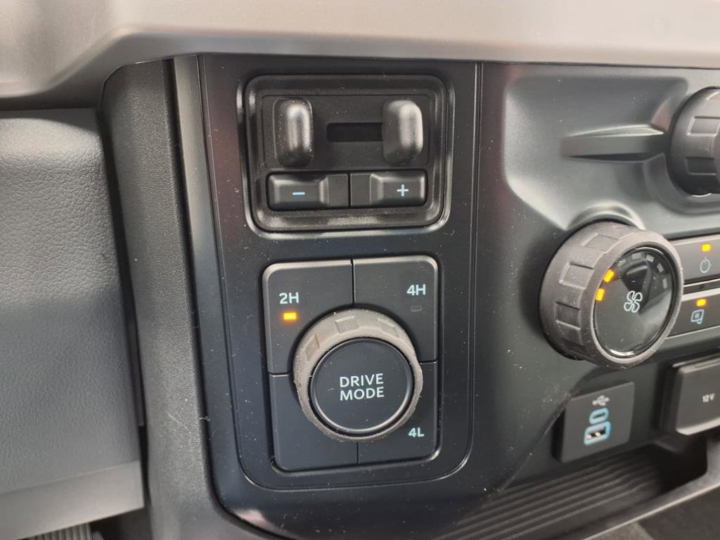 New 2025 Ford F350 XLT image 20