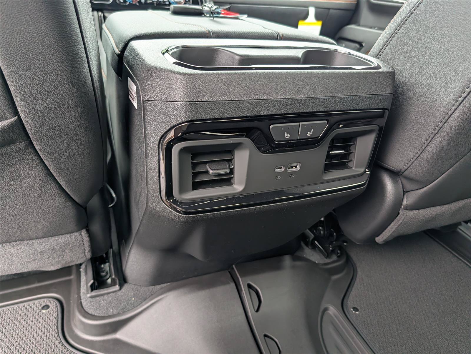 New 2026 GMC Sierra 2500 AT4 w/ AT4 Premium Plus Package AWD/4WD image 33