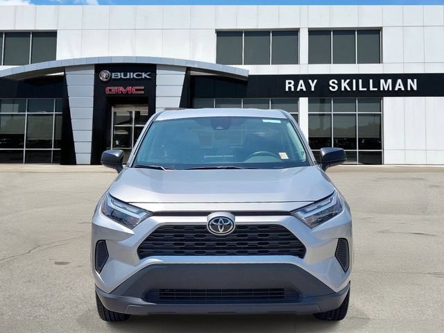 Used 2025 Toyota RAV4 LE FWD image 2