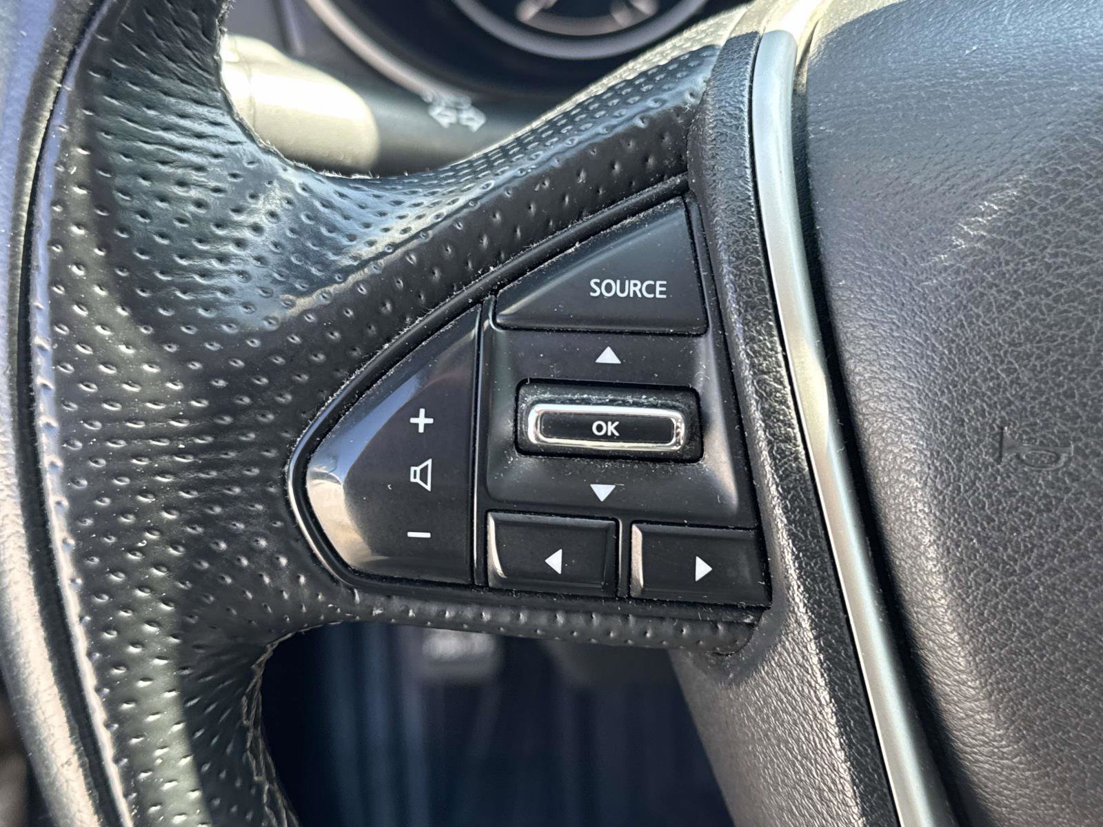 Used 2020 Nissan Maxima 3.5 SV w/ Floor Mat Group FWD image 16