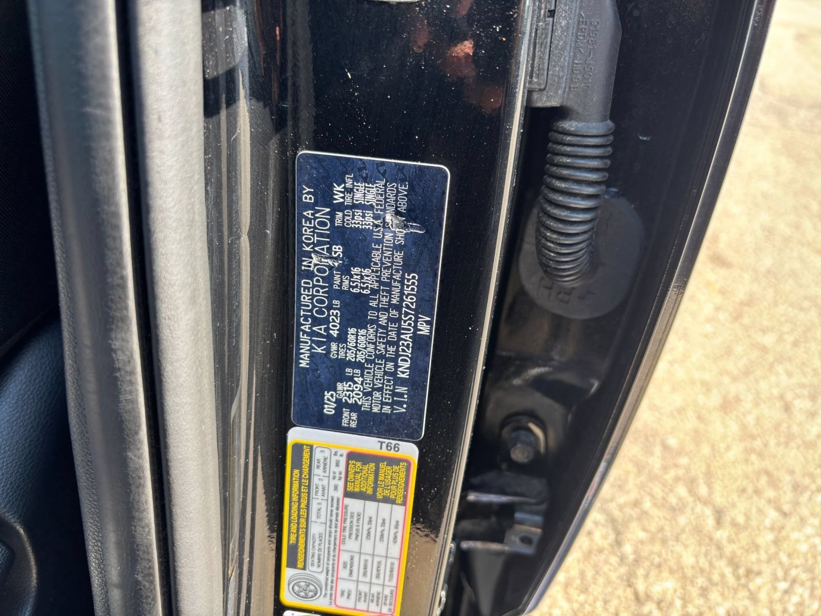 Used 2025 Kia Soul LX w/ LX Technology Package FWD image 26